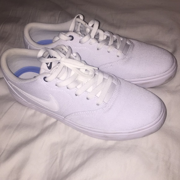 Nike SB Tennis shoes - Picture 2 of 7